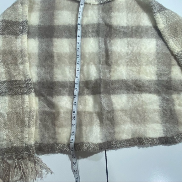 Doneyal Design Handcrafted Natural Fabrics Tan Plaid Mohair Wool Scarf Shawl - Picture 12 of 12